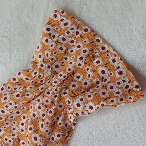 Boutique Mustard Yellow and White Floral Print Long Sleeve Faux Wrap Mini Dress - Picture 10 of 16